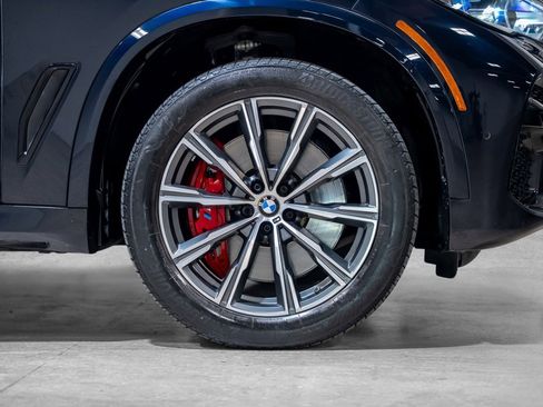 Used 2023 BMW X5 M50i w/ Executive Package image 22