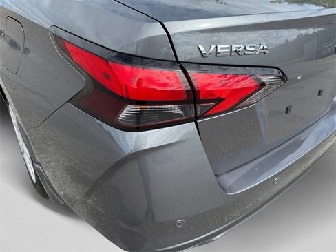 Used 2024 Nissan Versa S w/ Trunk Package image 21