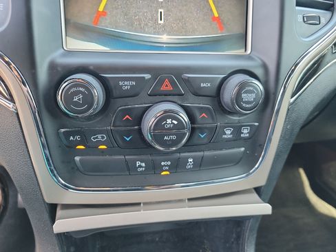 Used 2014 Jeep Grand Cherokee Overland AWD/4WD image 17