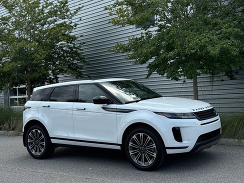 New 2025 Land Rover Range Rover Evoque S image 7