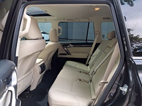 Certified 2023 Lexus GX 460 Premium w/ Premium Package AWD/4WD image 10