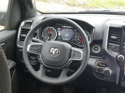 Used 2025 RAM 1500 Big Horn AWD/4WD image 12