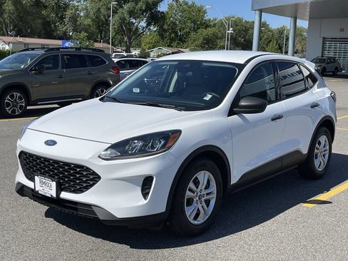 Used 2021 Ford Escape S FWD image 3