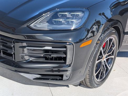 New 2026 Porsche Cayenne S image 12