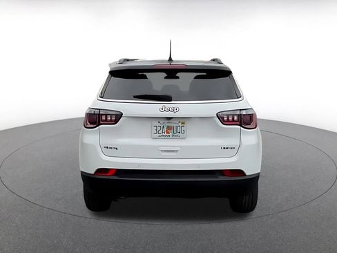 Used 2025 Jeep Compass Limited AWD/4WD image 12