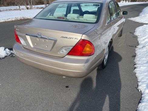 Used 2002 Toyota Avalon XL image 27