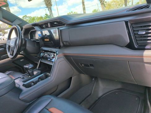 Used 2022 GMC Sierra 1500 AT4 image 22