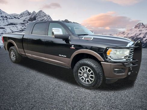 Used 2024 RAM 3500 Limited w/ Safety Group image 8