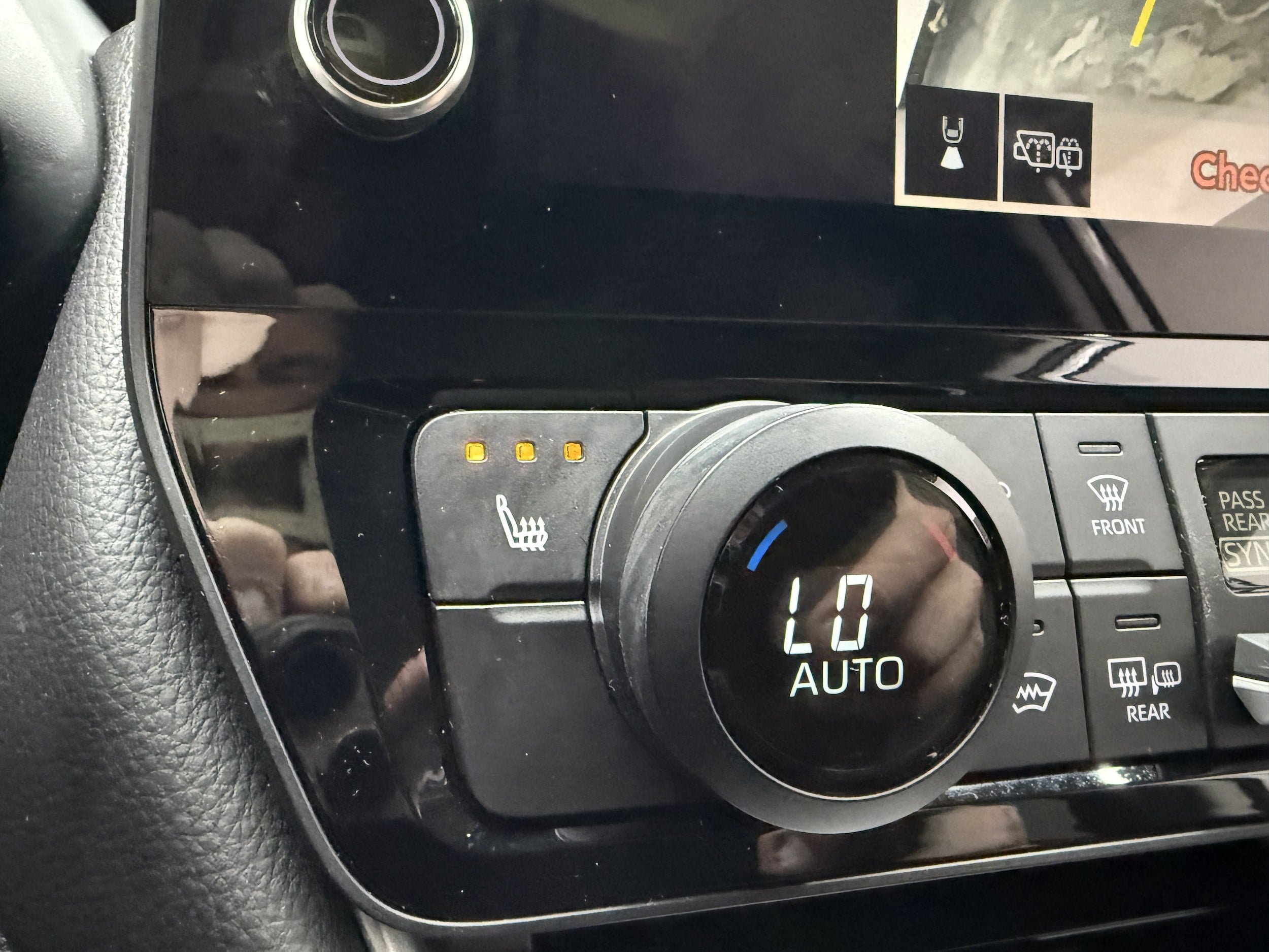 Used 2024 Toyota Grand Highlander AWD image 15