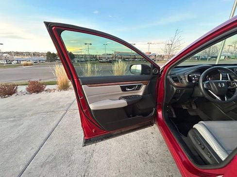 Used 2022 Honda CR-V EX-L image 10