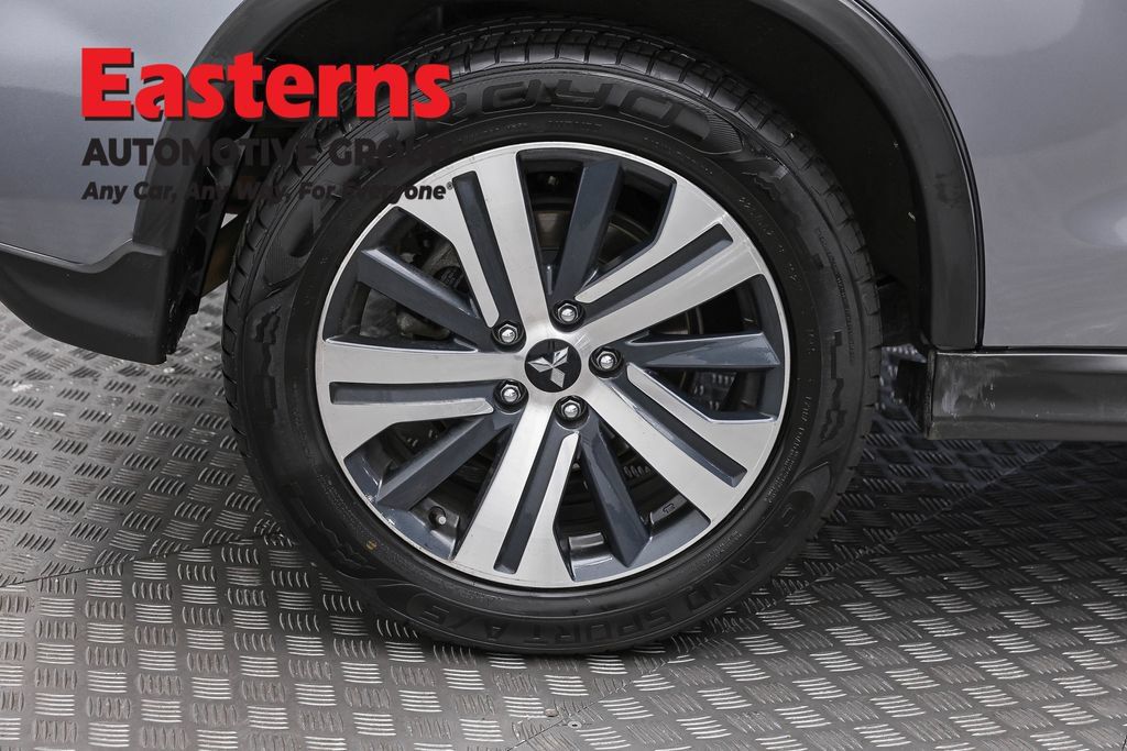 Used 2024 Mitsubishi Outlander Sport ES AWD/4WD image 31
