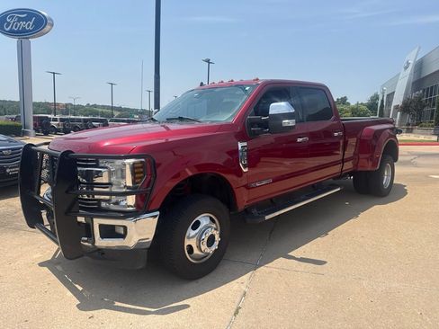 Used 2019 Ford F350 Lariat w/ Lariat Ultimate Package AWD/4WD image 2