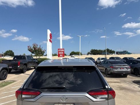 Used 2025 Toyota RAV4 LE FWD image 5