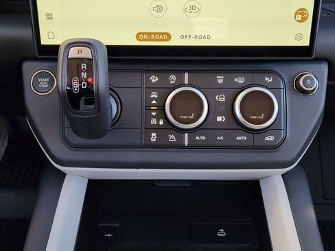 Used 2026 Land Rover Defender 110 S image 14