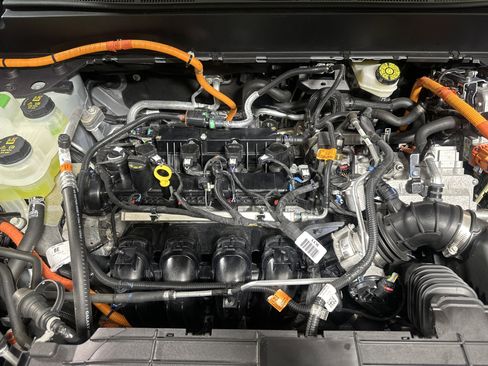 Used 2024 Ford Maverick XLT w/ XLT Luxury Package image 25