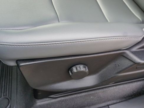 New 2024 Ford F250 XL w/ XL Chrome Package image 19