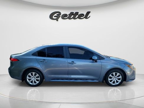 Certified 2025 Toyota Corolla LE FWD image 4