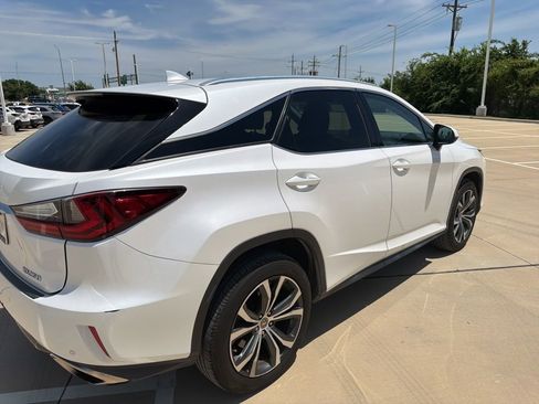 Used 2017 Lexus RX 350 FWD w/ Premium Package image 3