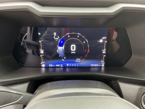 Used 2023 Chevrolet Colorado Trail Boss w/ Technology Package image 11