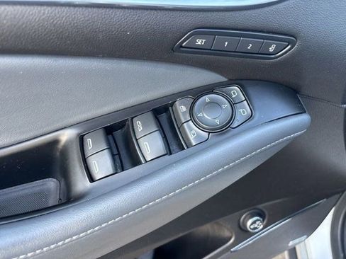 Used 2024 Buick Enclave Premium FWD image 14