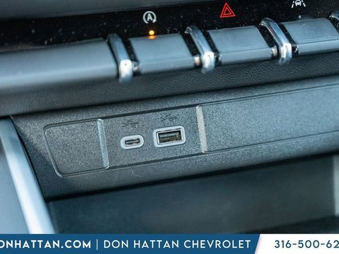 New 2026 Chevrolet Colorado W/T w/ WT Custom Package AWD/4WD image 12