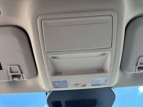 Used 2020 Ford Escape SE FWD image 21