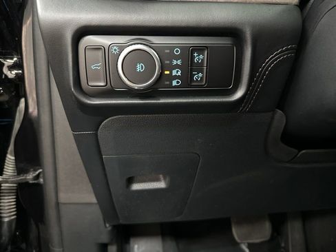 Used 2024 Ford Explorer Platinum w/ Technology Package image 33