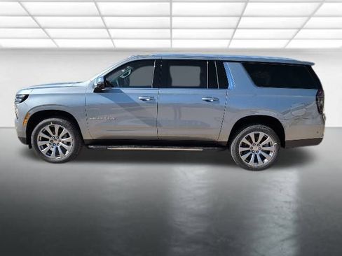 New 2026 Chevrolet Suburban Premier image 37