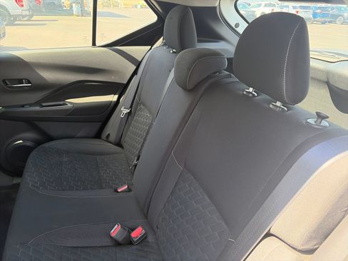 Used 2021 Nissan Kicks SV FWD image 10