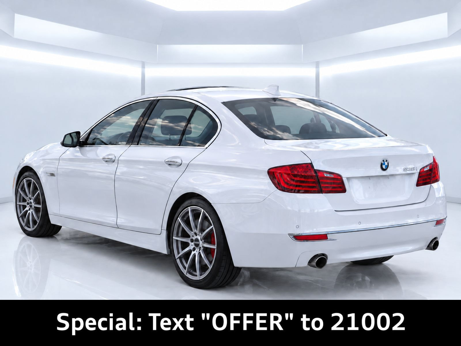 Used 2015 BMW 535i xDrive Sedan AWD/4WD image 3