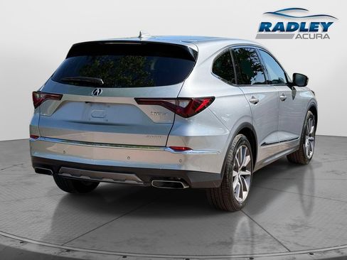Certified 2025 Acura MDX SH-AWD w/ Technology Package image 6