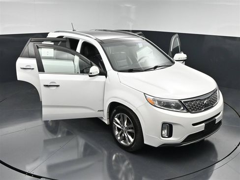 Used 2014 Kia Sorento SX w/ 3rd Row Package AWD/4WD image 35