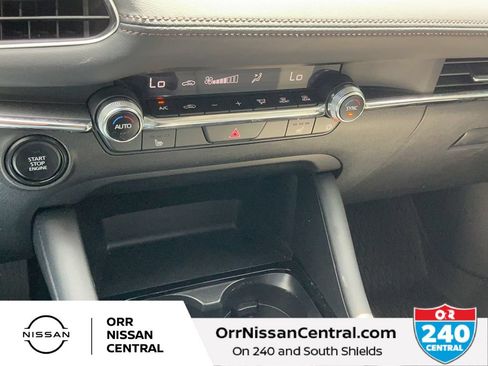 Used 2025 MAZDA MAZDA3 s FWD image 24