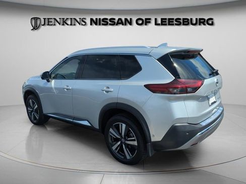 Certified 2021 Nissan Rogue Platinum FWD image 9