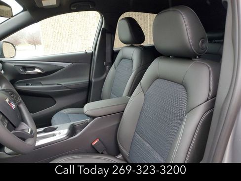 New 2025 Buick Envista Preferred w/ Advanced Safety Package image 18