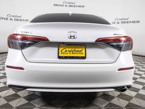 Used 2023 Honda Civic Sport image 8
