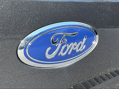 Used 2018 Ford F150 XLT w/ Equipment Group 302A Luxury image 22