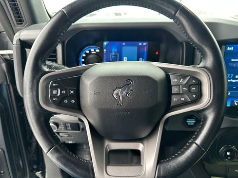 Used 2023 Ford Bronco Everglades image 26