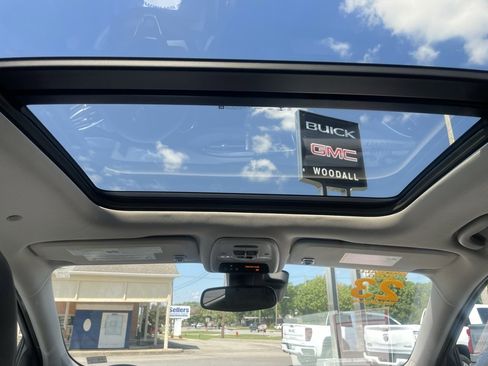 Used 2023 Buick Encore GX Essence w/ Experience Buick Package image 30