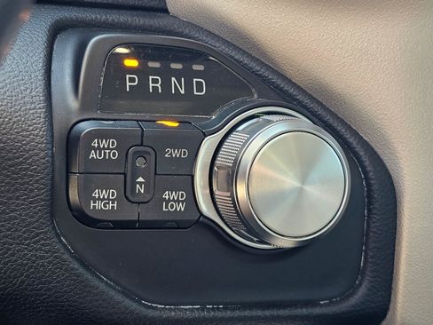 Used 2022 RAM 1500 Laramie AWD/4WD image 30