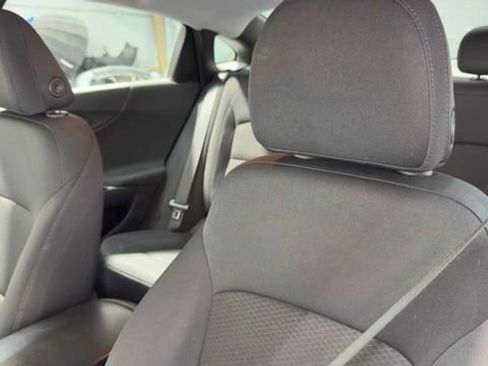 Used 2023 Chevrolet Malibu LS FWD image 21