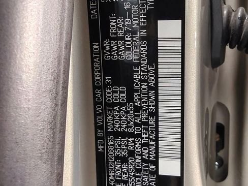 Used 2017 Volvo XC60 T5 Inscription w/ Preferred Option Package image 51