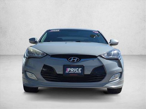 Used 2013 Hyundai Veloster RE:MIX Edition FWD image 2