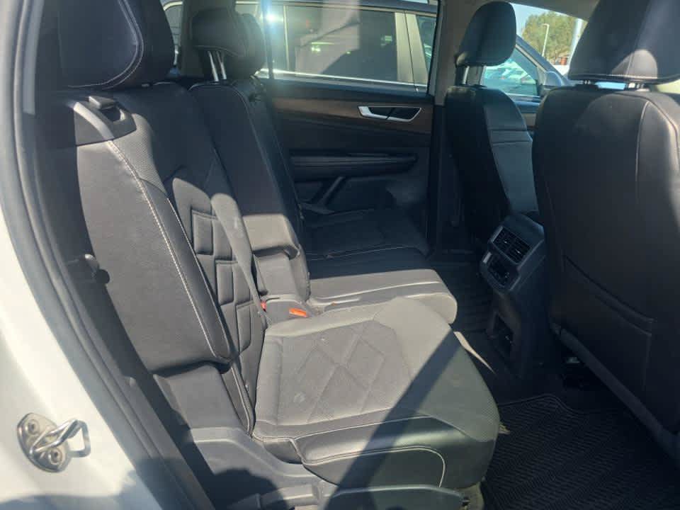 Used 2024 Volkswagen Atlas SE FWD image 12