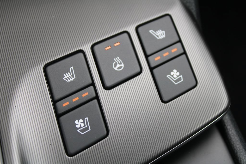New 2027 Kia Sportage SX FWD image 40