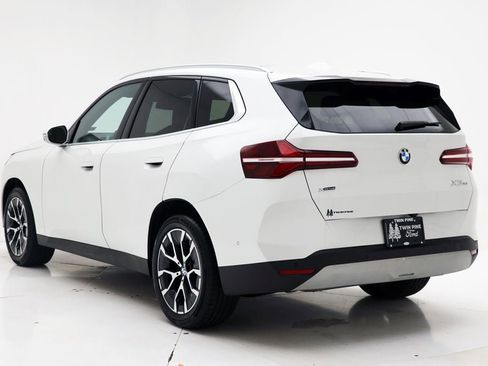 Used 2025 BMW X3 xDrive30i AWD/4WD image 6