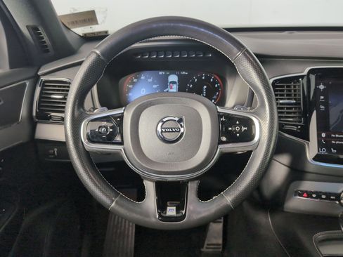 Used 2016 Volvo XC90 T5 R-Design image 13