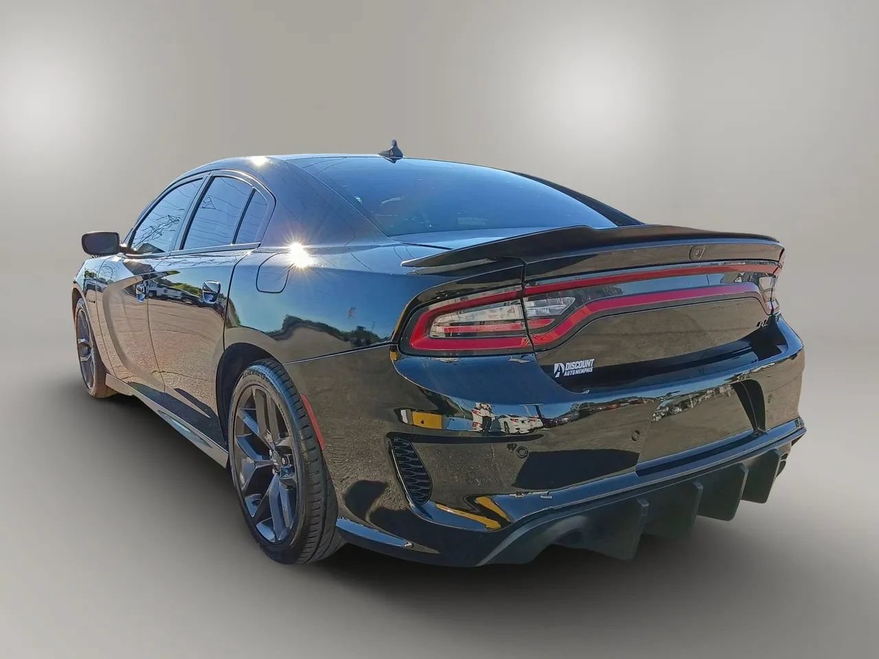 Used 2021 Dodge Charger R/T w/ Blacktop Package RWD image 2