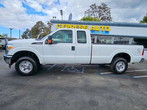 Used 2016 Ford F250 XL w/ Power Equipment Group AWD/4WD image 2
