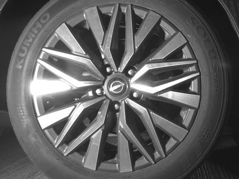 Used 2025 Nissan Altima 2.5 SV image 15